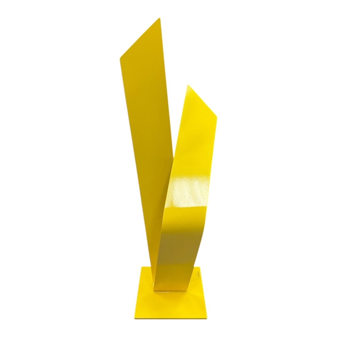 "Yellow Flat Line #2090" by Luis Kaiulani, Aluminum Sculpture, 2020: A vibrant and dynamic contemporary sculpture by Luis Kaiulani titled "Yellow Flat Line #2090", created in 2020. This striking work features a bold interplay of angular and curvilinear elemen