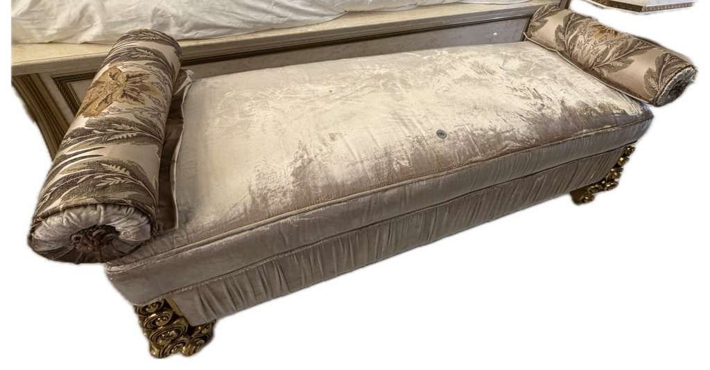 Royal E-61 fabric bench: Royal E-61 fabric bench60"W x 22"D x 21"H
