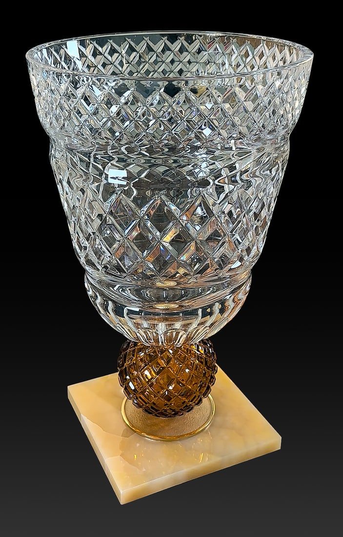 Mariner 14250 Centerpiece: Elevate your home with this beautiful centerpiece. It is made of Florentine glass and is available in Honey Onyx and black Marquina marble8"DIAM x 18"H