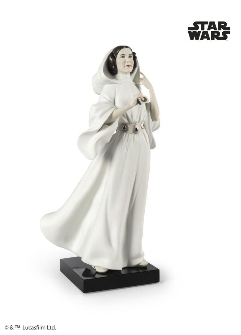 Lladro 1009412 World Of Disney Princess Leia Figurine: Lladro 1009412 World Of Disney Princess Leia6"W X 14"H