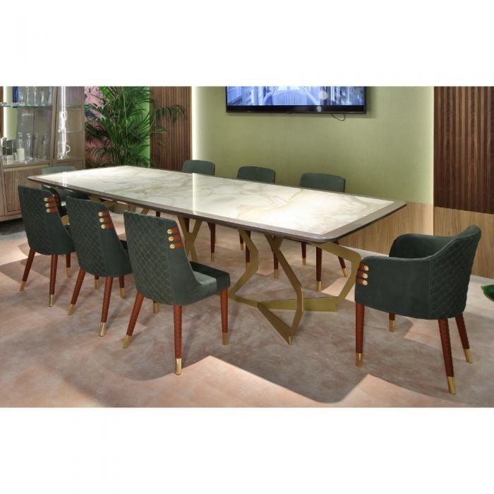 La Contessina Sublime Dining Table: The Sublime Dining Table offers a fresh take on luxury, focusing on fine details, beautiful finishes, and unique features like custom craftsmanship, ultimately emphasizing the core of luxury. The