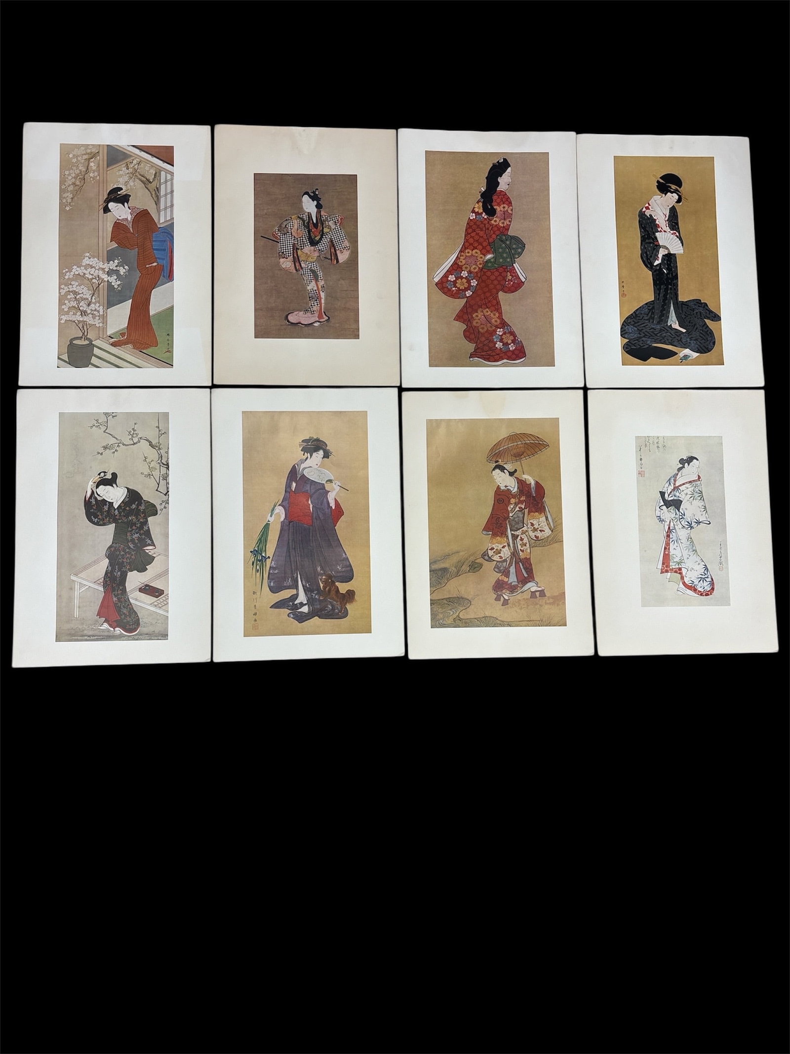 Collection of 10 Japanese Woodblock Prints: This comprehensive portfolio from the Hakone Art Museum traces the evolution of ukiyo-e through ten of its most significant masters. Spanning the 18th and early 19th centuries, the collection highligh