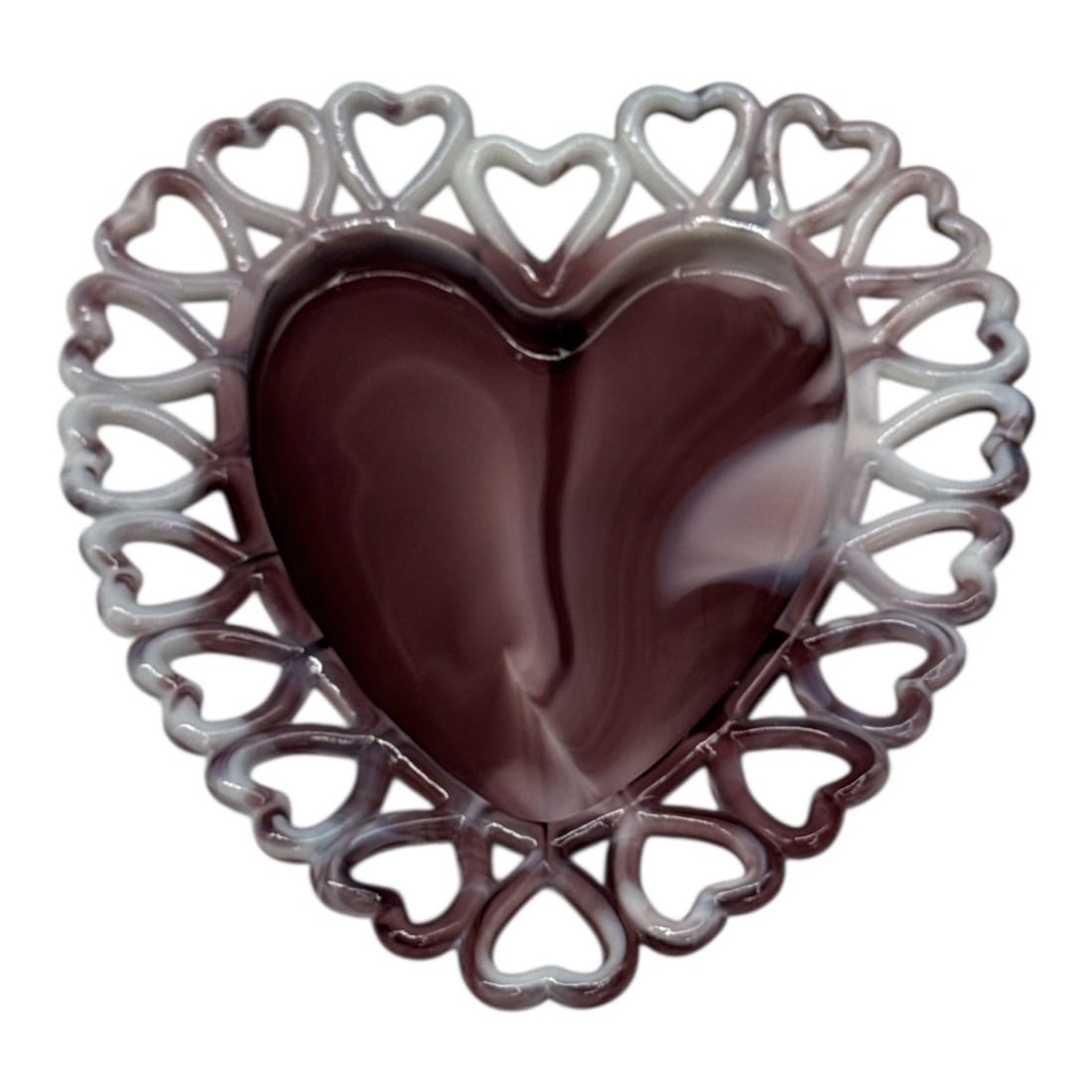 Vintage Westmoreland Purple Mauve Heart-Shaped Glass Dish with Openwork Rim: Charming vintage heart-shaped glass dish by Westmoreland, featuring a lovely purple mauve hue and an intricate openwork border of interconnected hearts surrounding the entire rim. The piece displays e