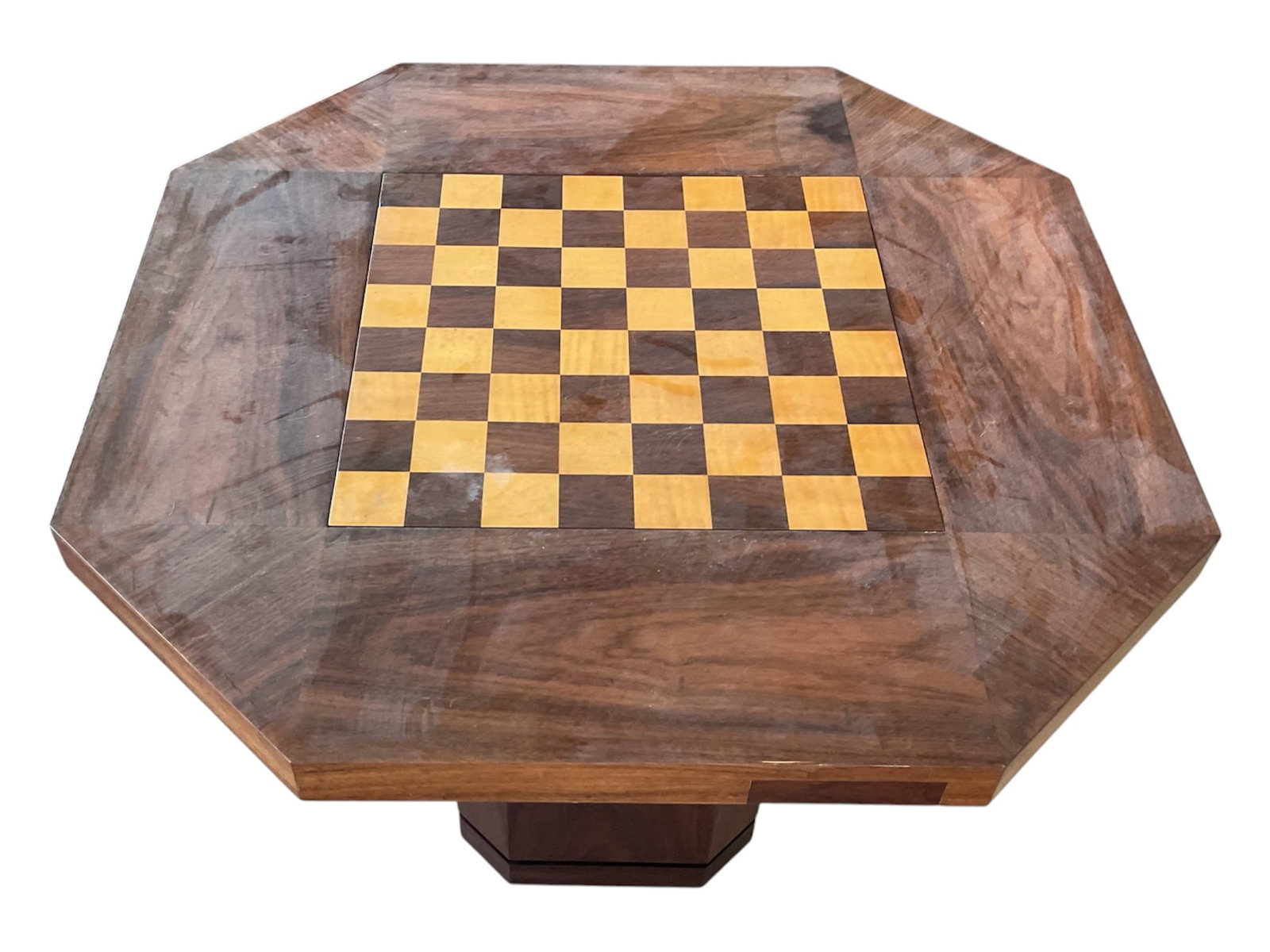 Vintage Octagonal Walnut Reversible Chess & Card Games Table: A vintage octagonal games table crafted in richly figured walnut, featuring a reversible tabletop designed for multiple forms of play. One side presents an inlaid 8 x 8 chess and checkerboard composed