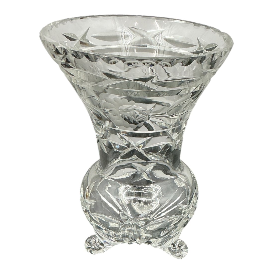 Cut Crystal Vase with Floral and Starburst Decoration (1 of 3)