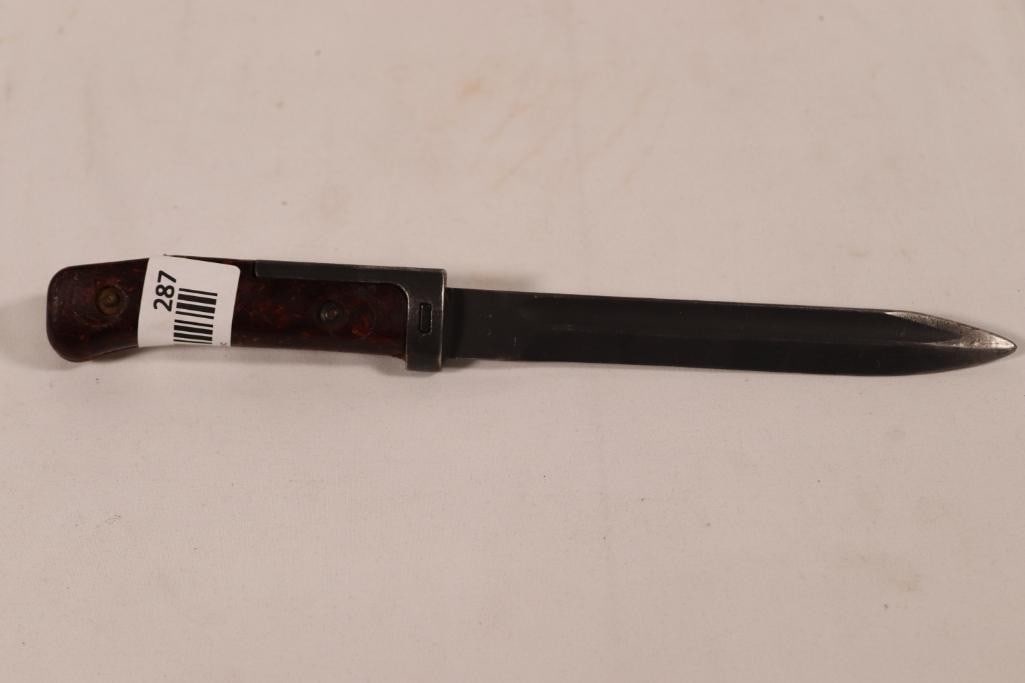 Bayonet: Bayonet