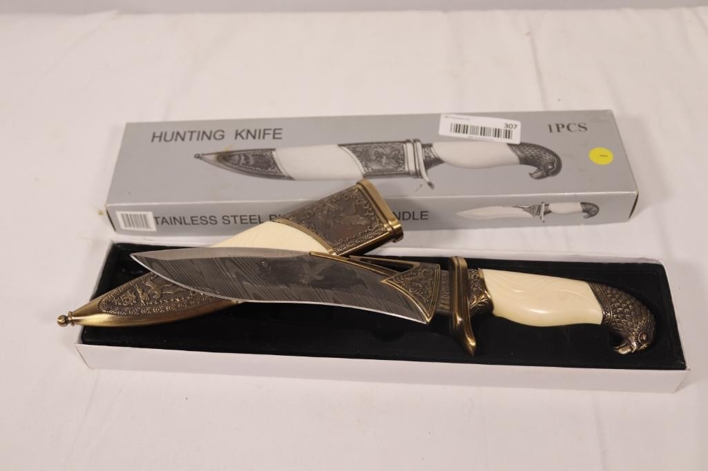 Knife W/Sheath: Knife W/Sheath