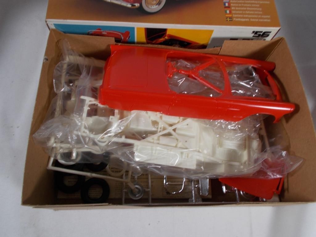 Monogram '56 T-Bird Model (1 of 3)