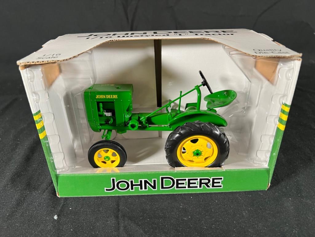 John Deere Unstyled "L" Tractor 1/16th scale: John Deere Unstyled "L" Tractor 1/16th scale