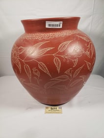 Sgraffito? Pottery Pot