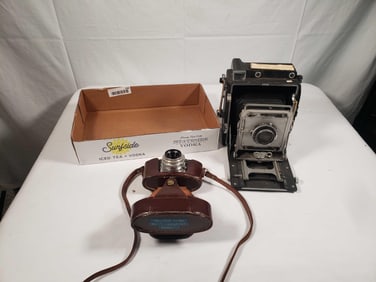 Box Lot - Vintage Cameras