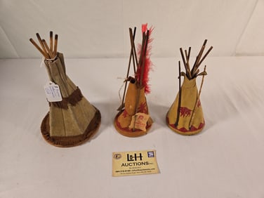 3 Leather Teepees On Wood Bases, 9" TallÊ#102
