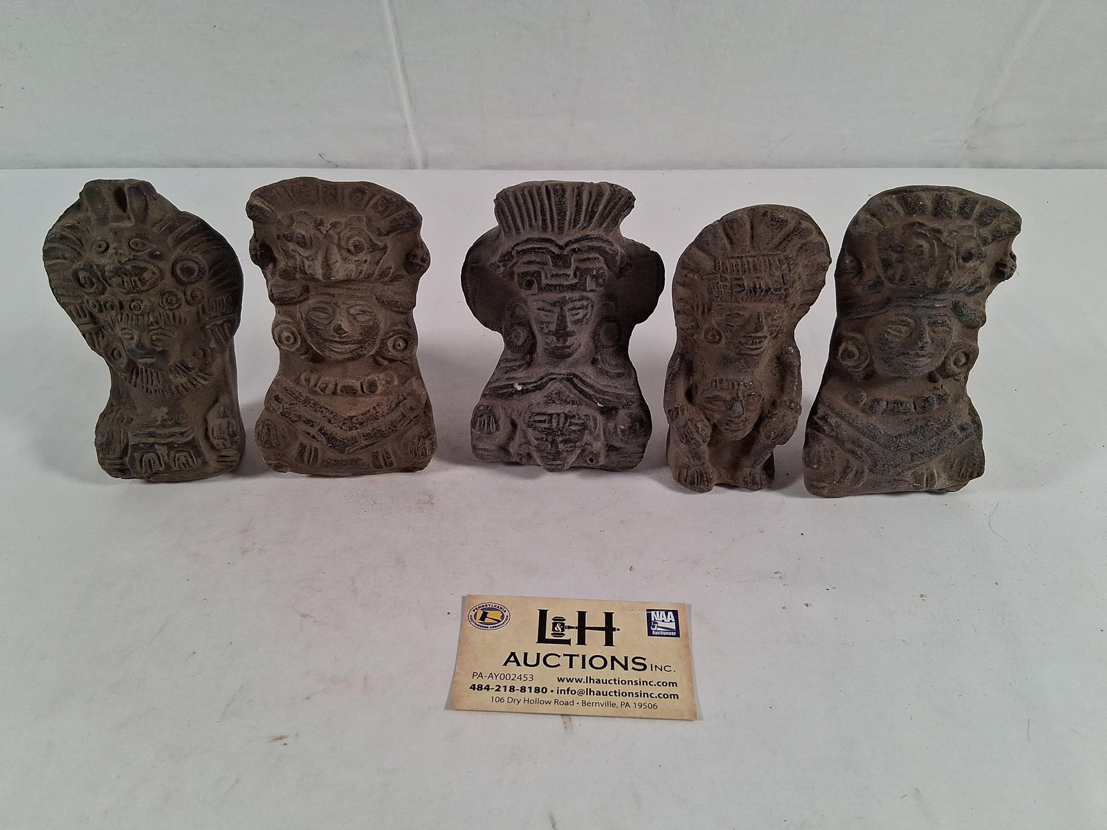 Five Mexican or Mayan terracotta figures (1 of 8)