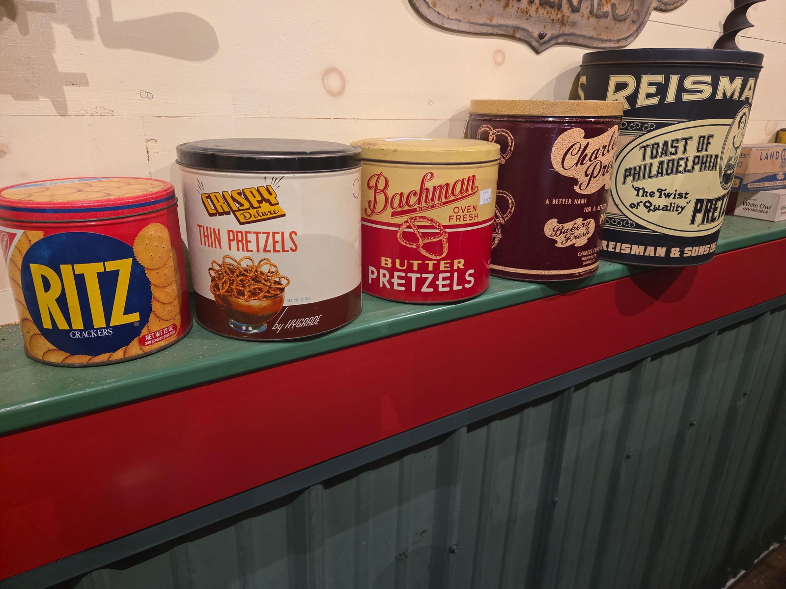 5 assorted tins (1 of 6)