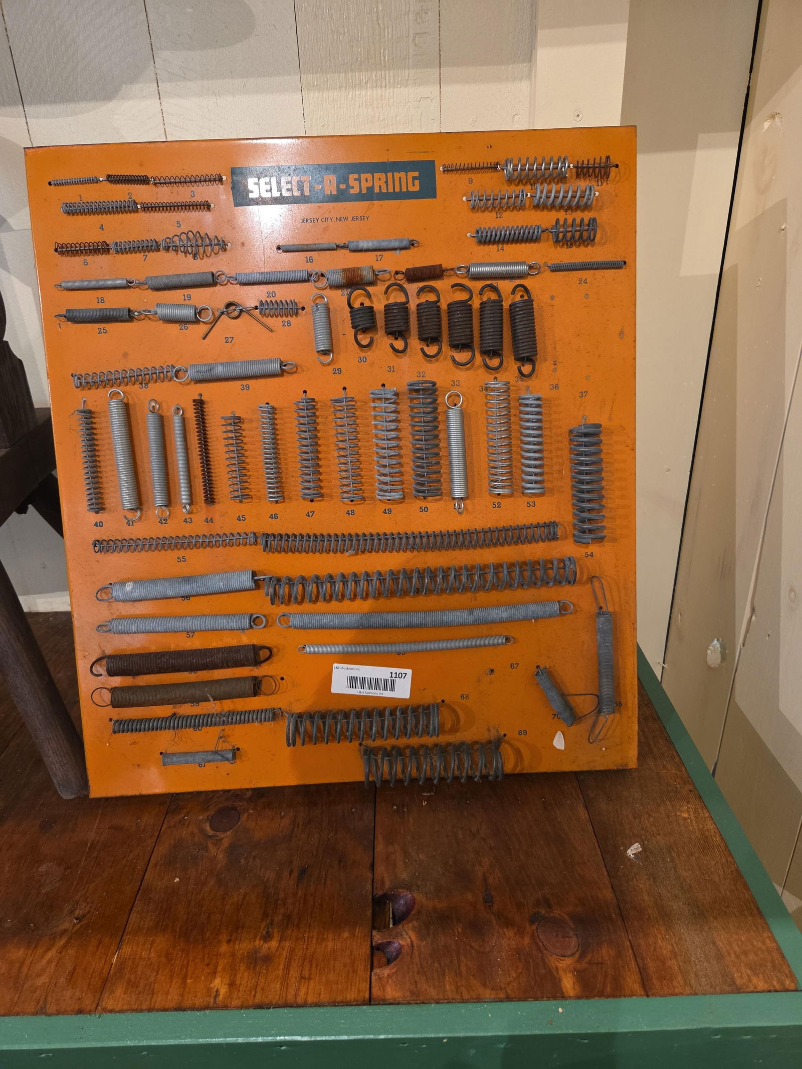 SElECT-A-SPRING spring display on tin (1 of 7)