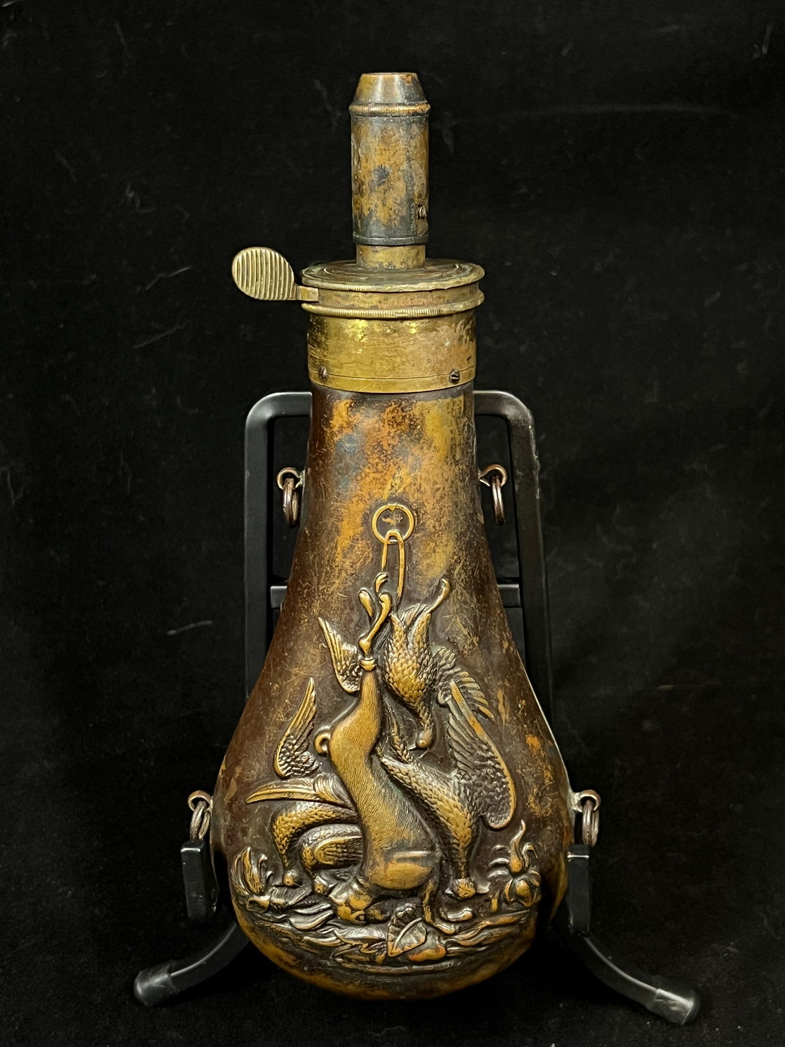 Classic Civil War Period Black Powder Flask w Hunt Scene (1 of 7)