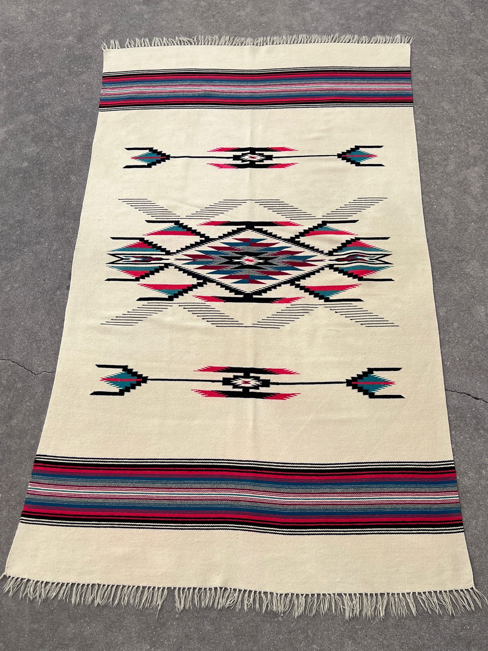 A Vintage Chimayo Ortega Style Woven Blanket (1 of 10)