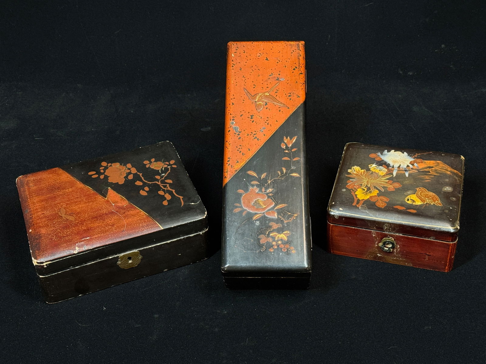Lot of 3 Antique Japanese lidded lacquered boxes (1 of 9)