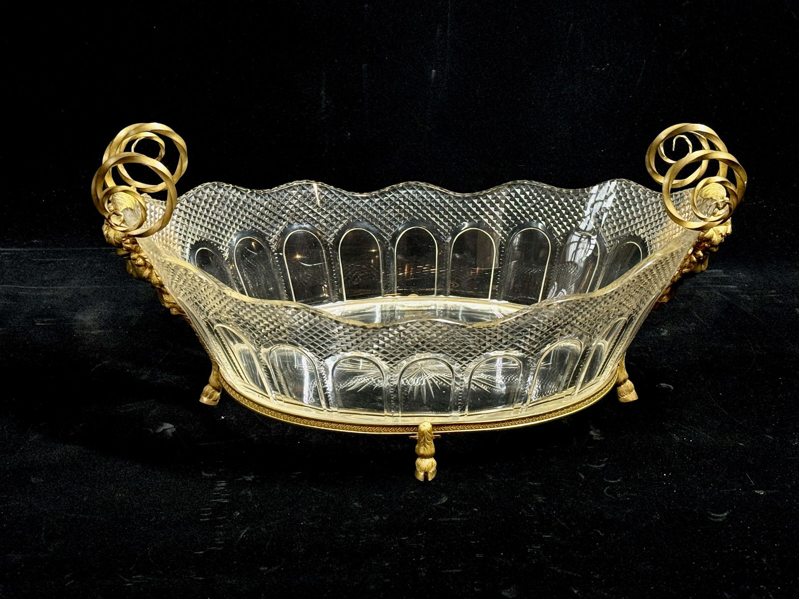Unique Bacchus Head Diamond cut glass bowl on cloved feet Stand (1 of 4)