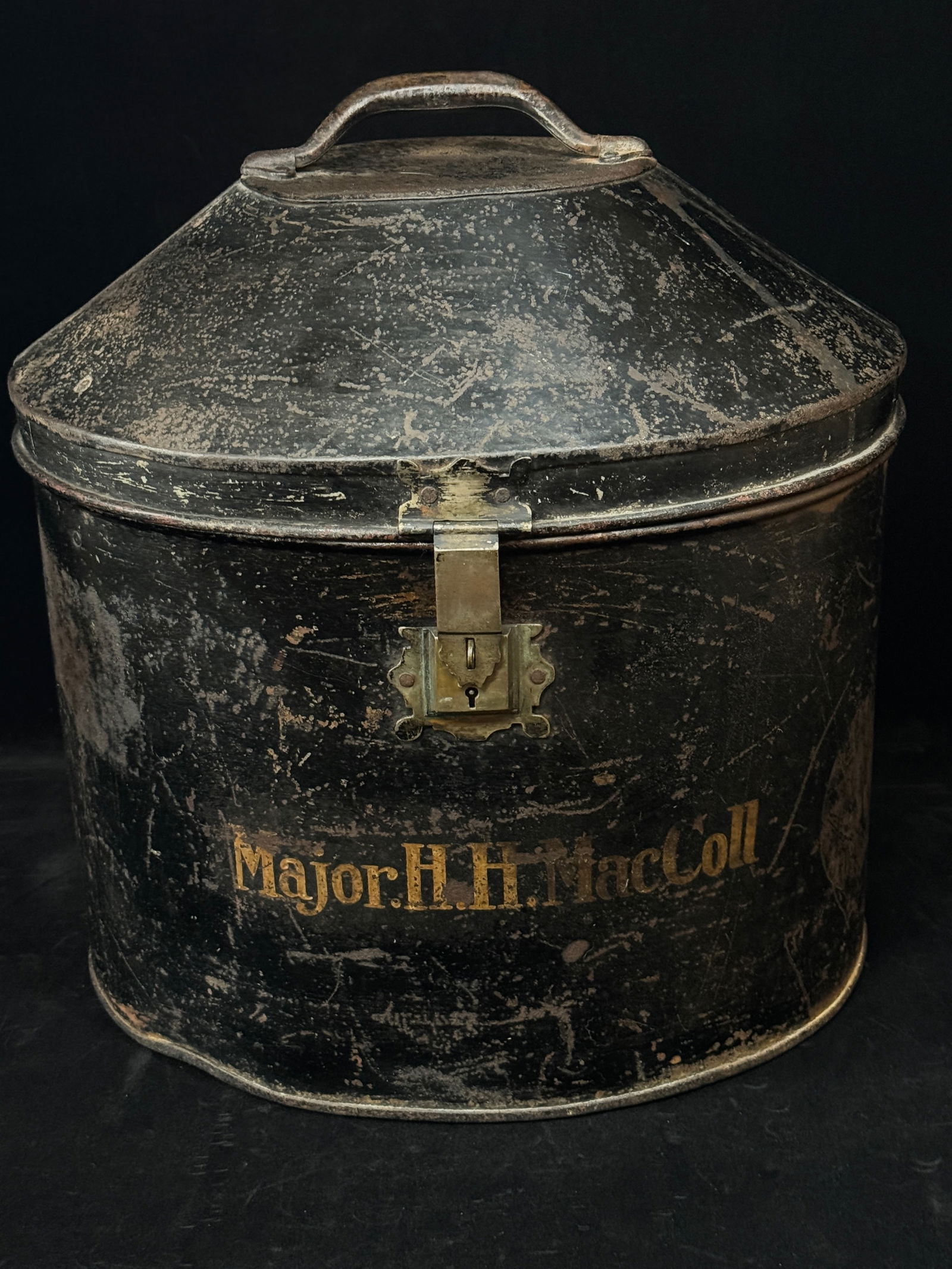 Antique Military Major’s Tole Tin Hatbox (1 of 8)