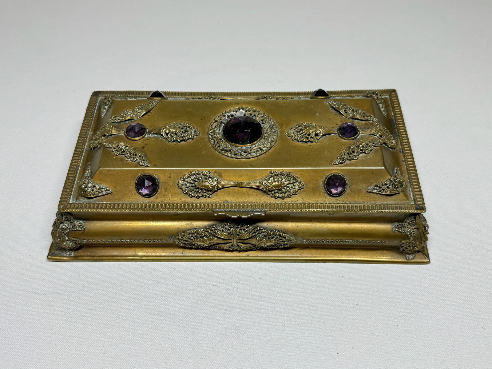 Charming La Tausca, Paris Jeweled Brass Trinket Box (1 of 7)