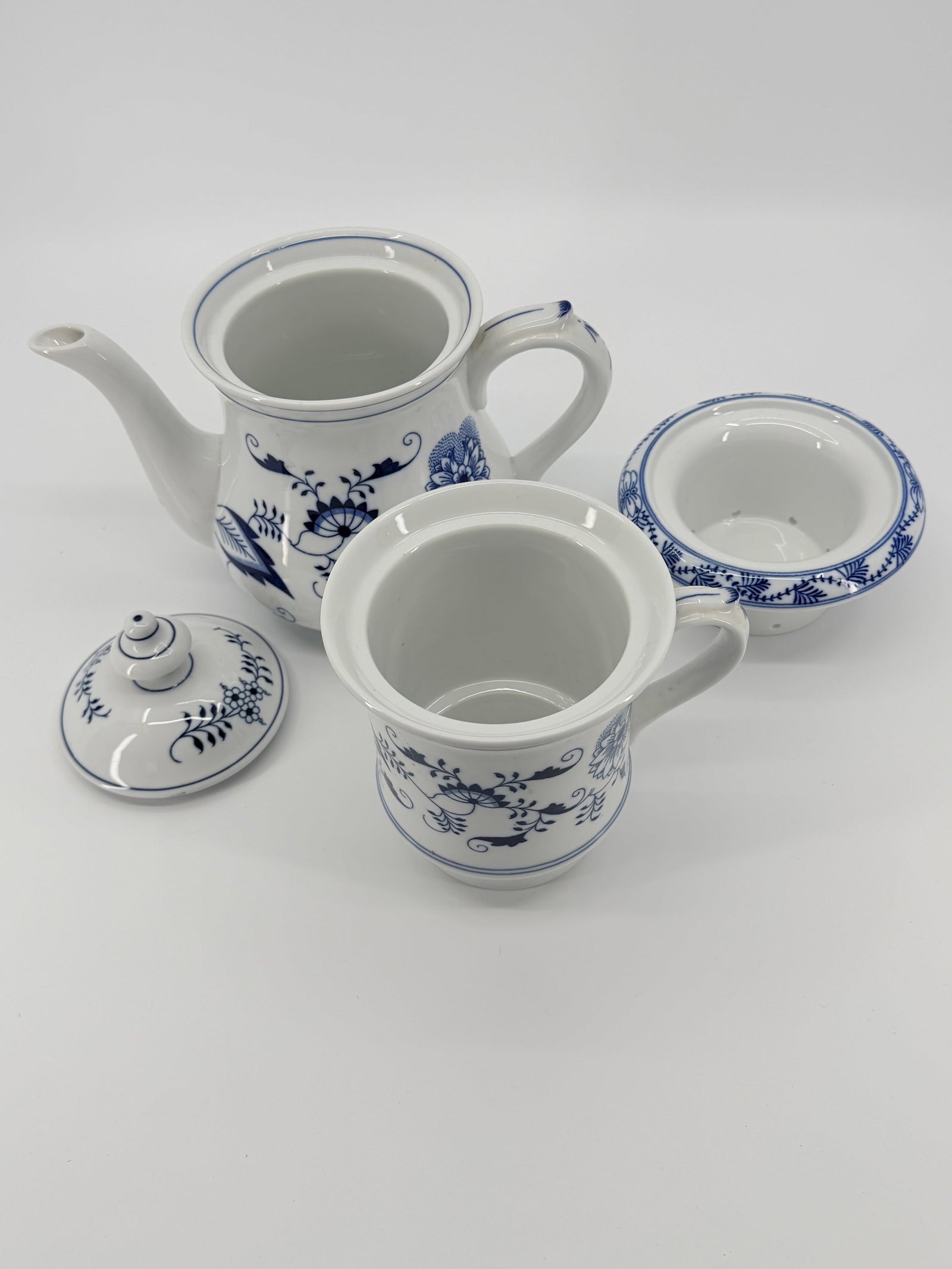 Antique Thun Czech Blue Onion Stackable Teapot With Tea Diffuser - 2