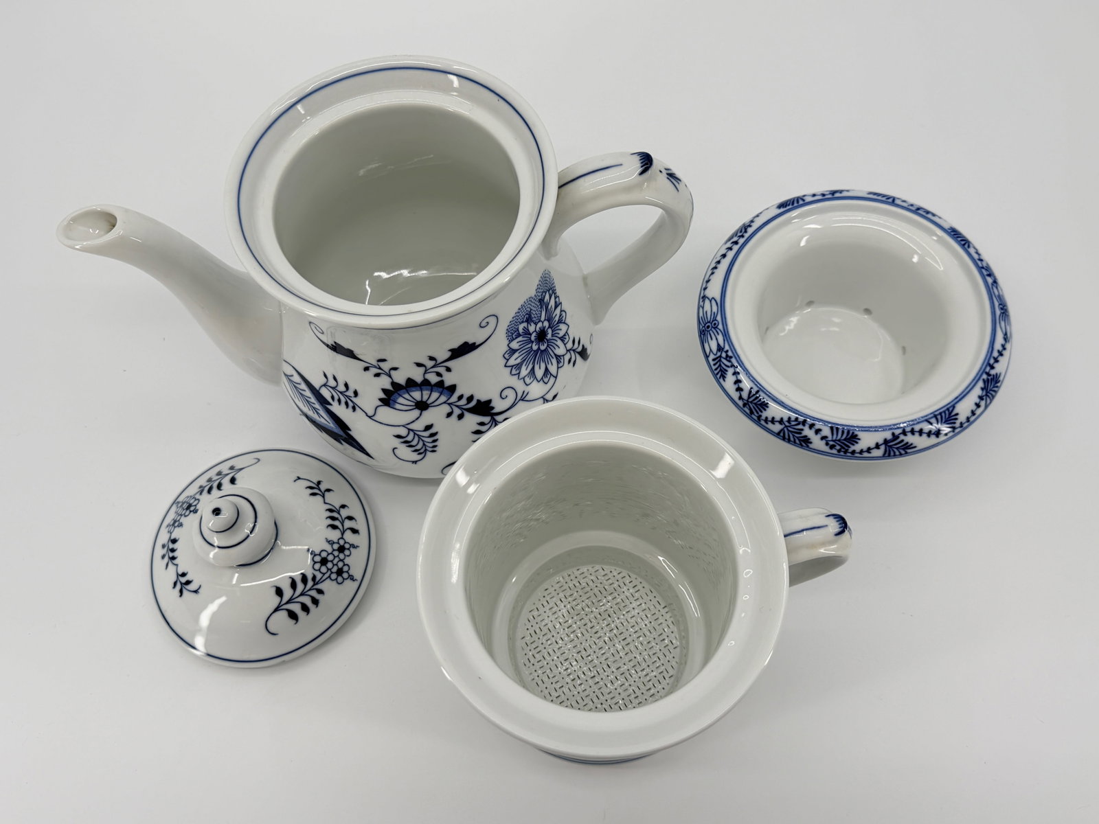 Antique Thun Czech Blue Onion Stackable Teapot With Tea Diffuser - 3