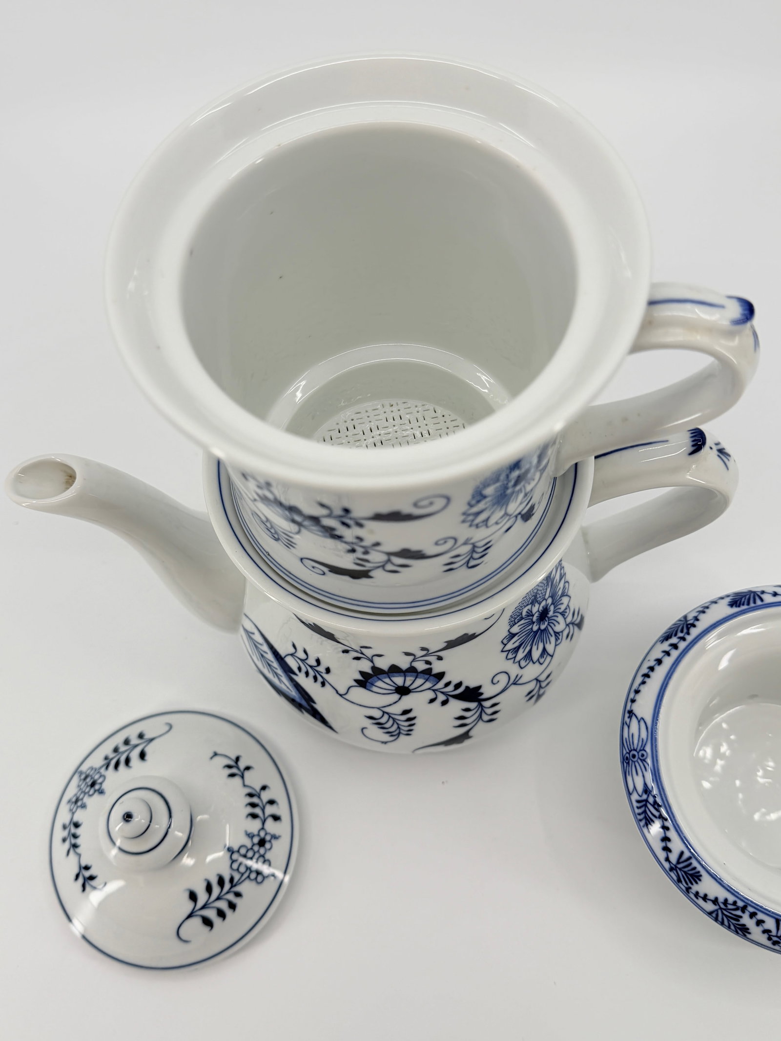 Antique Thun Czech Blue Onion Stackable Teapot With Tea Diffuser - 4
