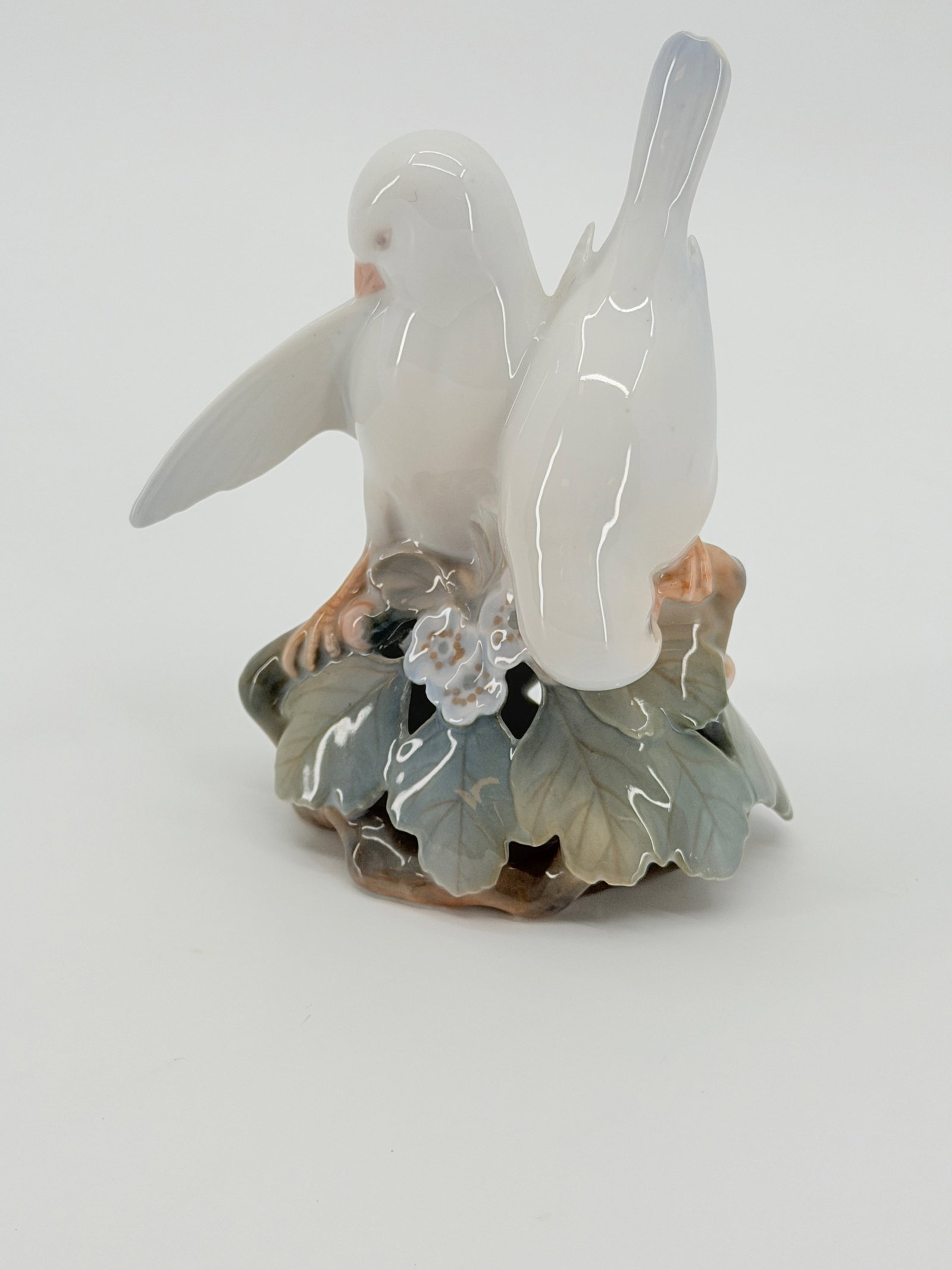 Vintage Royal Copenhagen Porcelain Love Birds Figurine Number 402 (1 of 6)