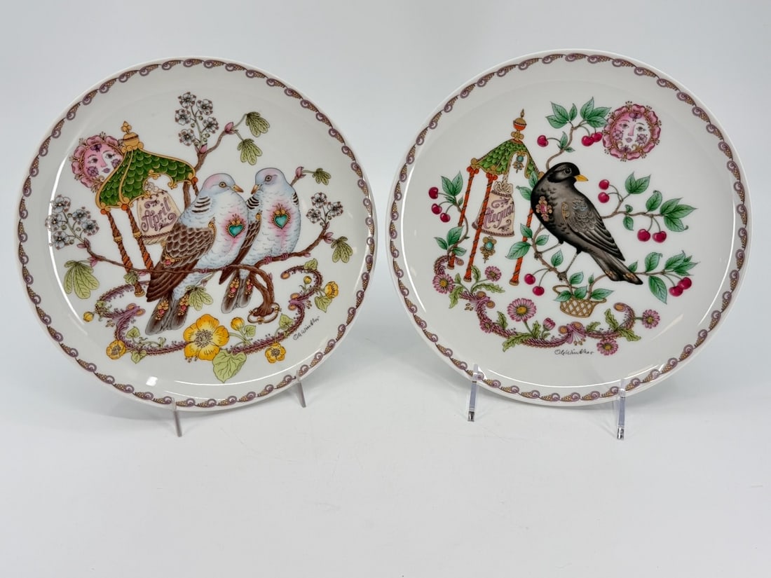 Pair Hutschenreuther Collector Bird Plates by Danish designer Ole Winther (1 of 10)