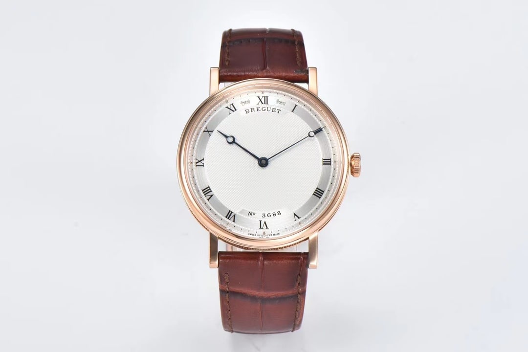 BREGUET 5157BB: BREGUET 5157BB 38 X 8.5MM Good condition. Great gift for yourself or your loved ones, movement is running strong and keeping good time. We offer in house shipping for all items, our cooperative logist