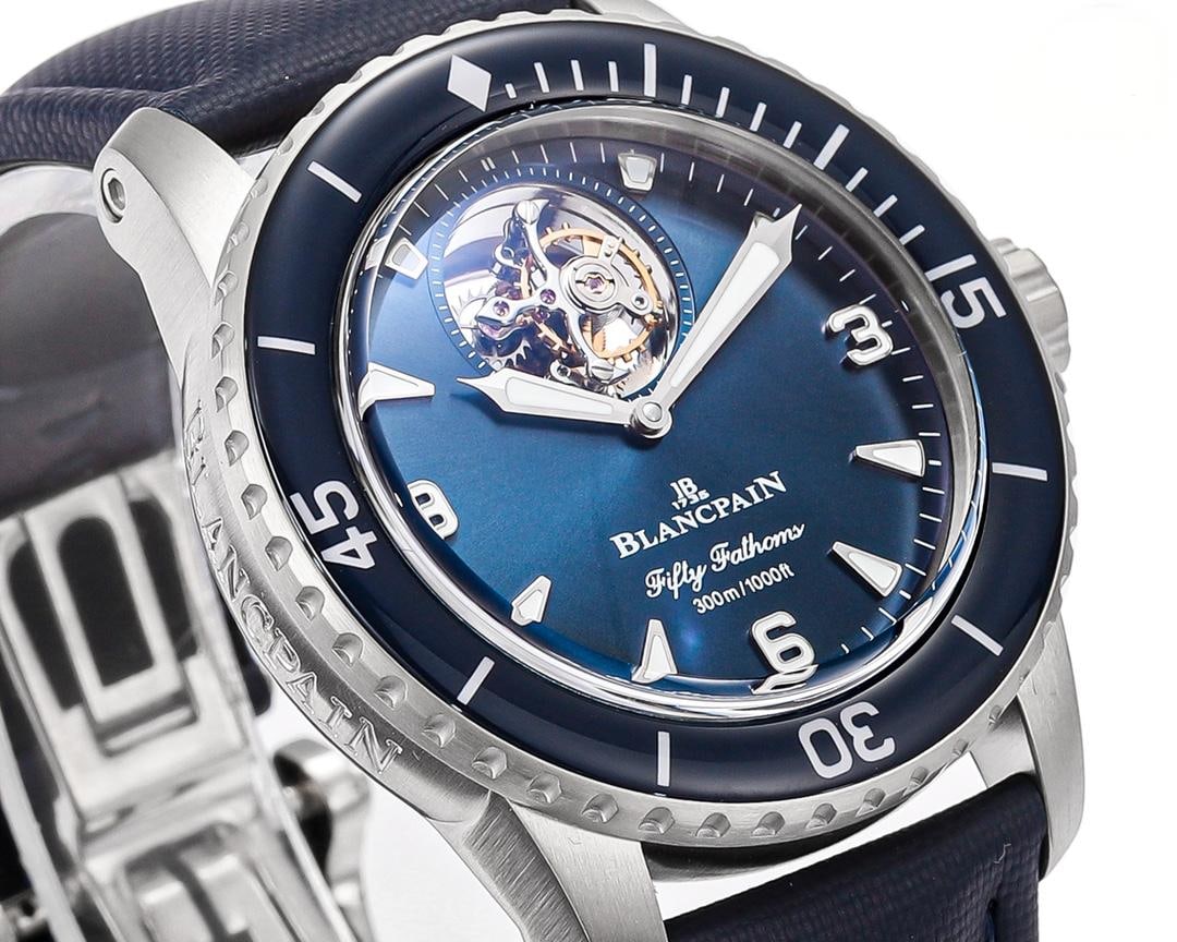 BLANCPAIN: BLANCPAIN Good condition. Great gift for yourself or your loved ones, movement is running strong and keeping good time. We offer in house shipping for all items, our cooperative logistics services pro