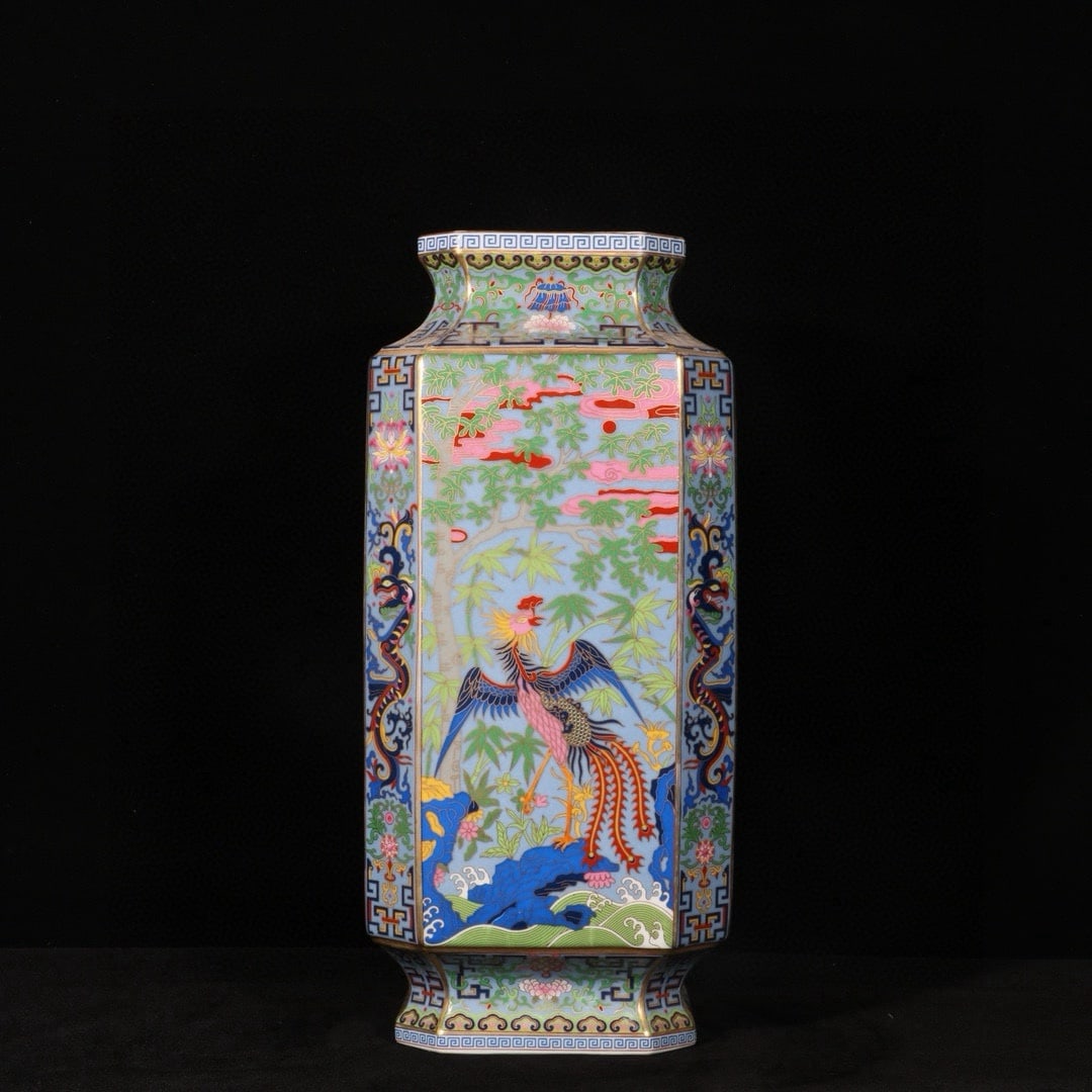 Qing Dynasty Qianlong enameled square vase with dragon and phoenix patterns: Qing Qianlong enameled dragon and phoenix pattern square bottle size height 37 cm diameter 16 cm Provenance: Ex-collection Augustus the Strong, King of Poland and Elector of Saxony. From an old Belgia