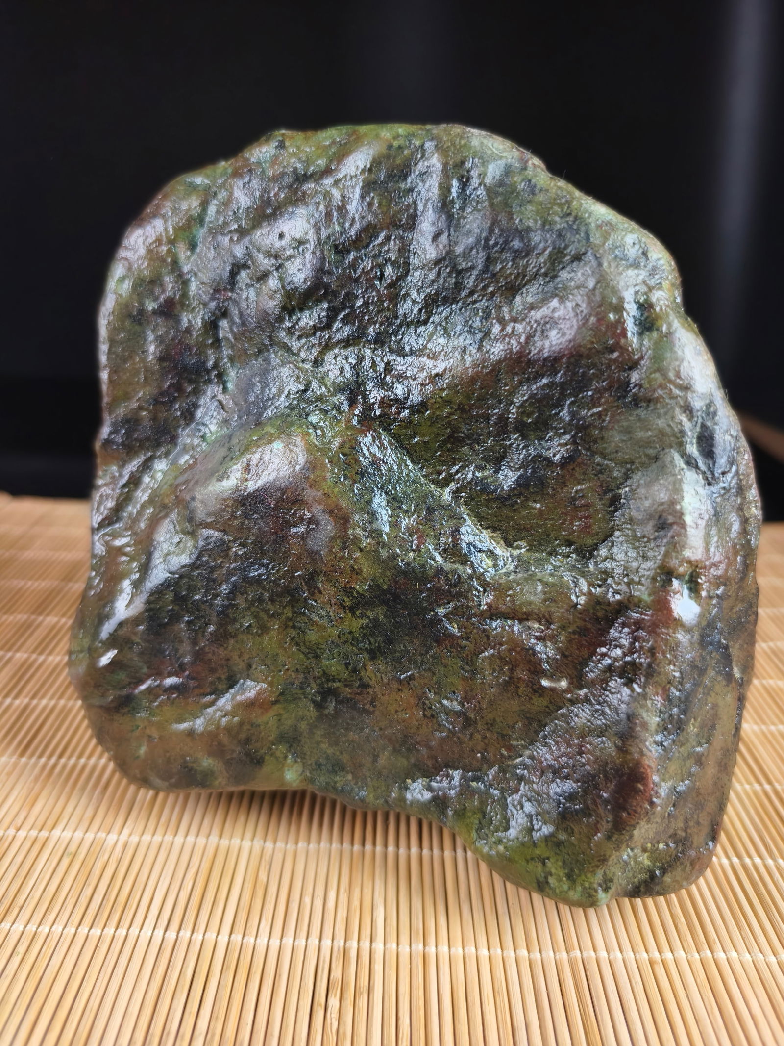 Inventory of fine old jadeite rough stones (1 of 9)