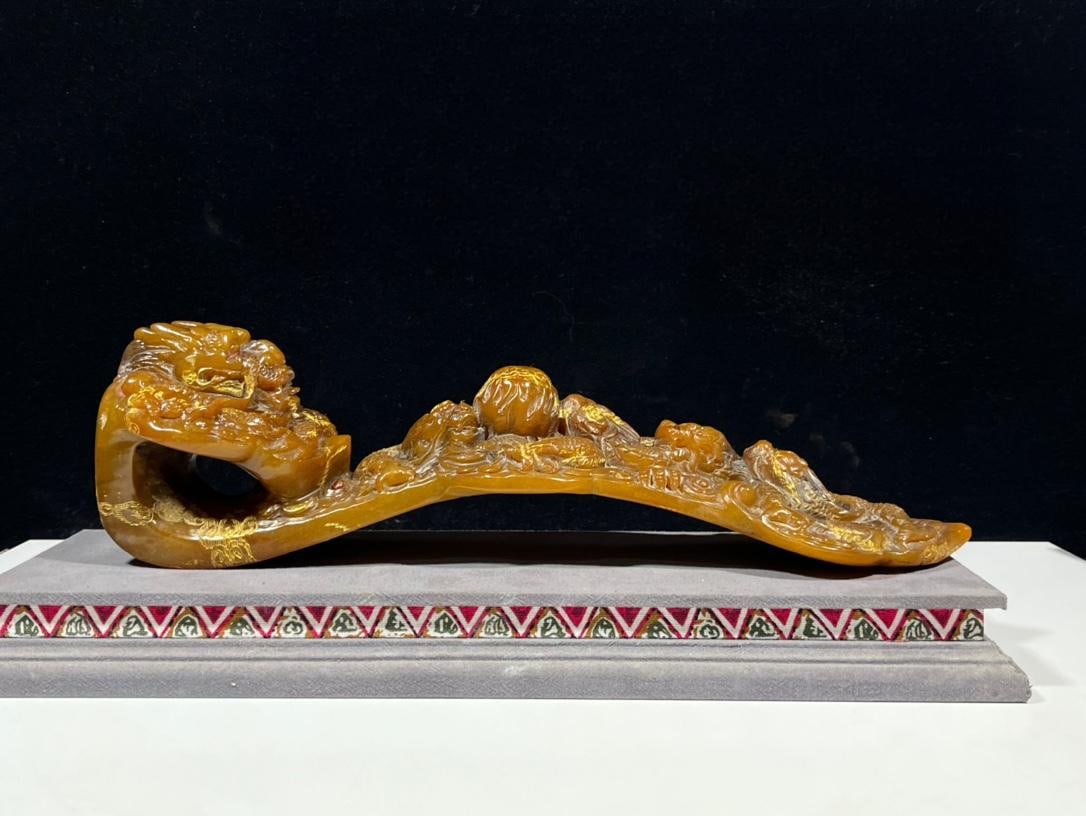 Tianhuang Stone Nine Dragons Attracting Pearls Ruyi Ornament (1 of 9)