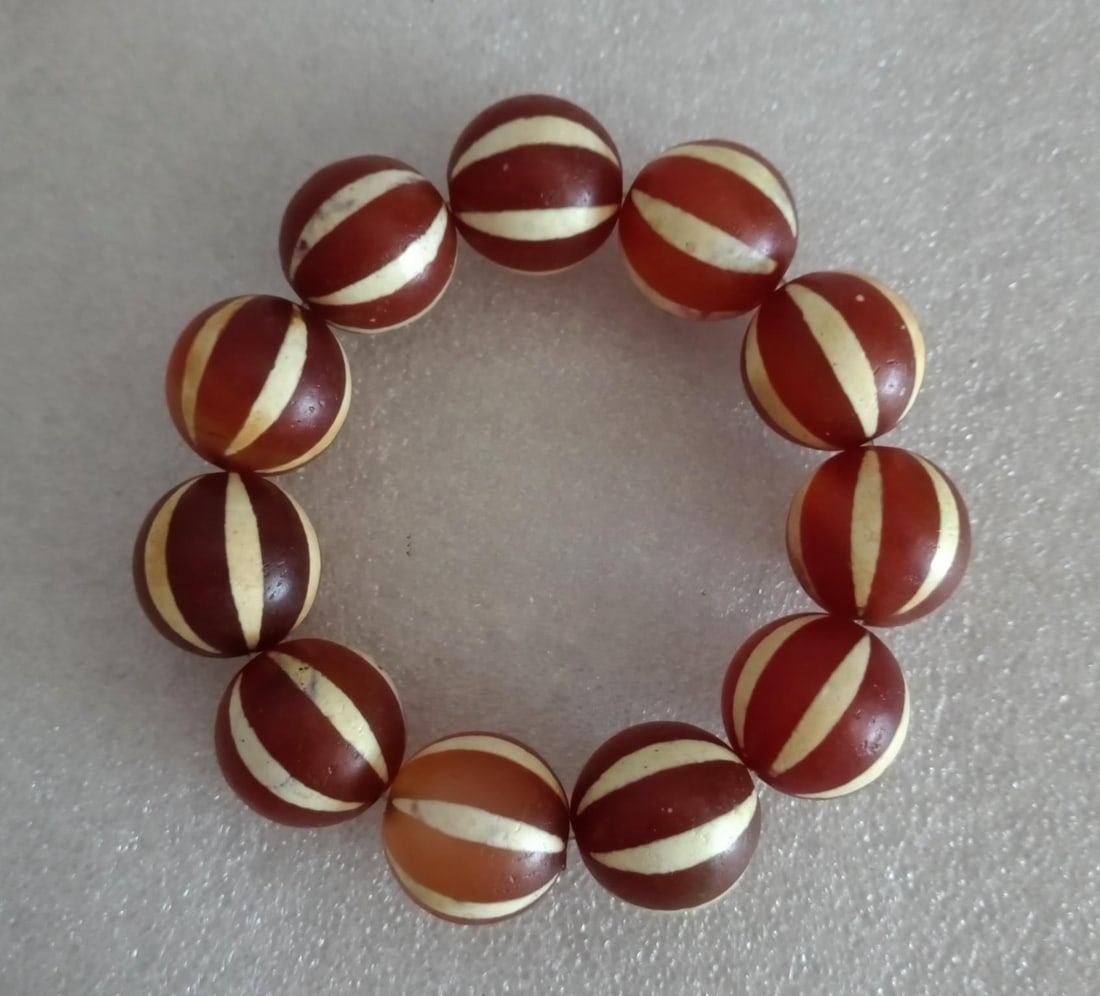 Ming Dynasty Old Agate Bracelet (1 of 8)