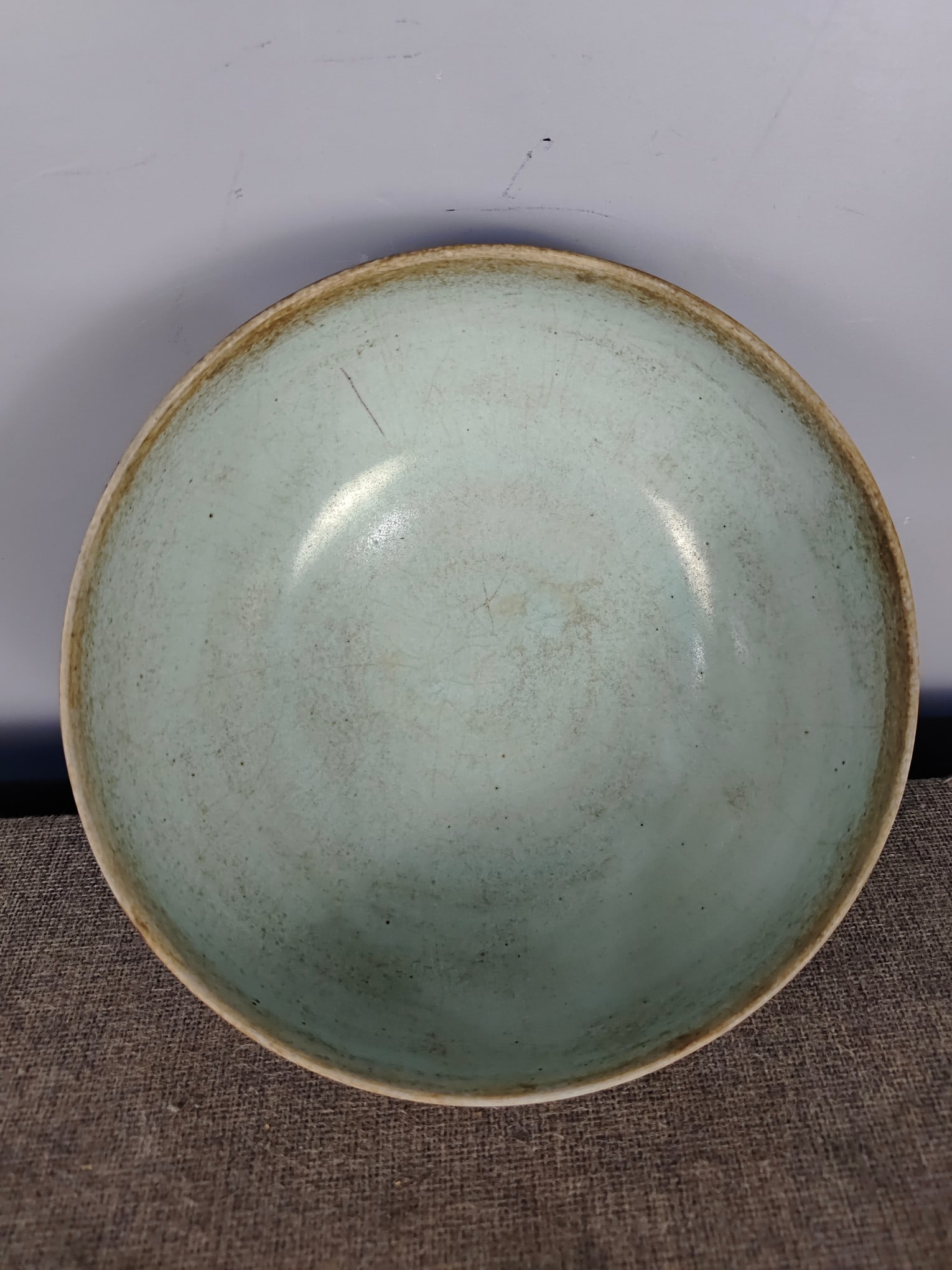 Ru ware rivet bowl (1 of 5)