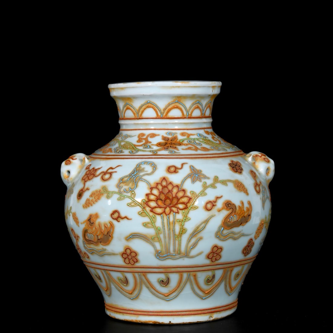 Yuan Dynasty Gold-Painted Mandarin Ducks and Lotus Pattern Jar (1 of 9)