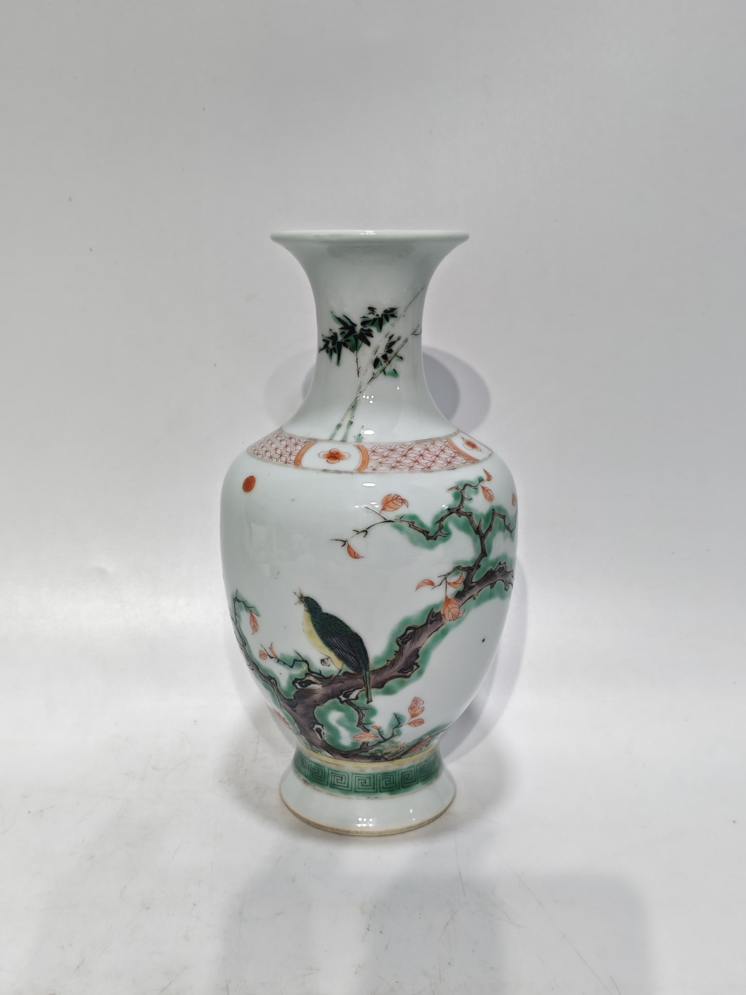 porcelain: porcelain Provenance:Private collection from a professor in University of York. Our cooperative logistics services provider expertly handles both domestic and global shipping arrangements.We accept wi