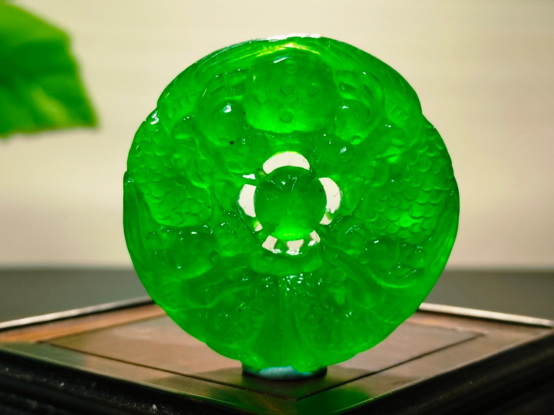 Dragon Stone Type Imperial Green Jadeite Nine Dragons Pendant (1 of 8)