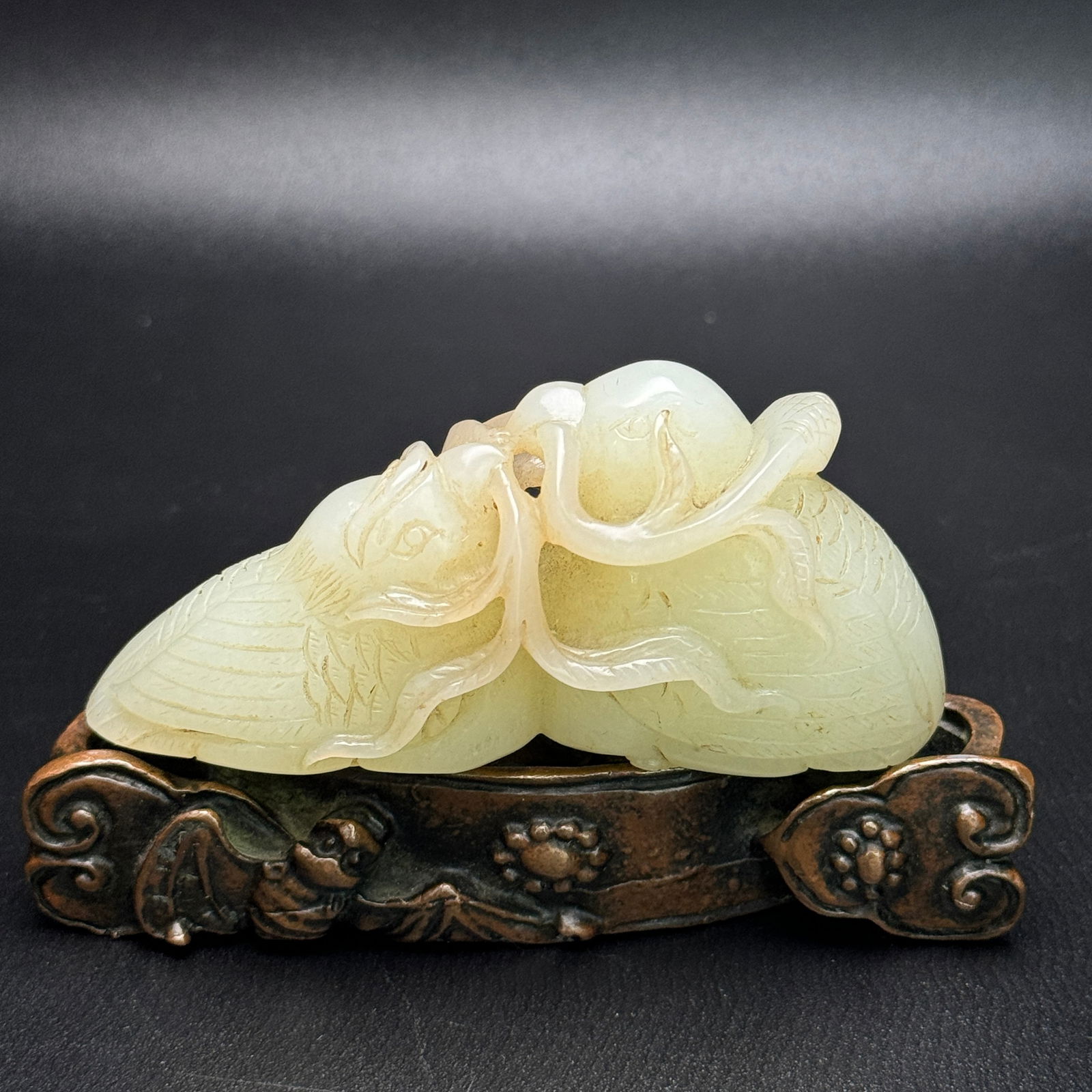 Hetian jade quail hand-carved piece (1 of 8)