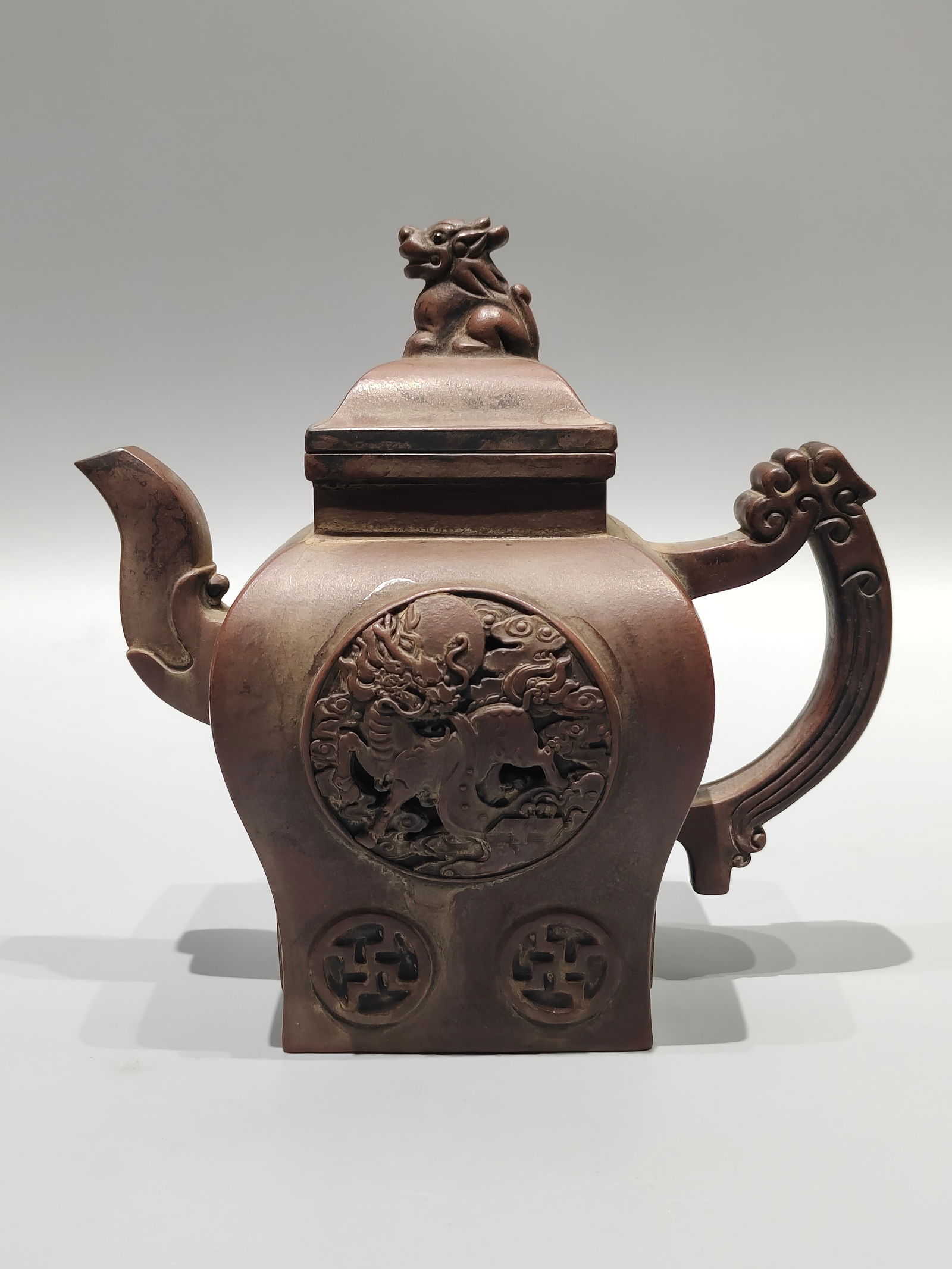 A treasured antique Yixing teapot with the inscription "Mingyuan" on the bottom. (1 of 7)