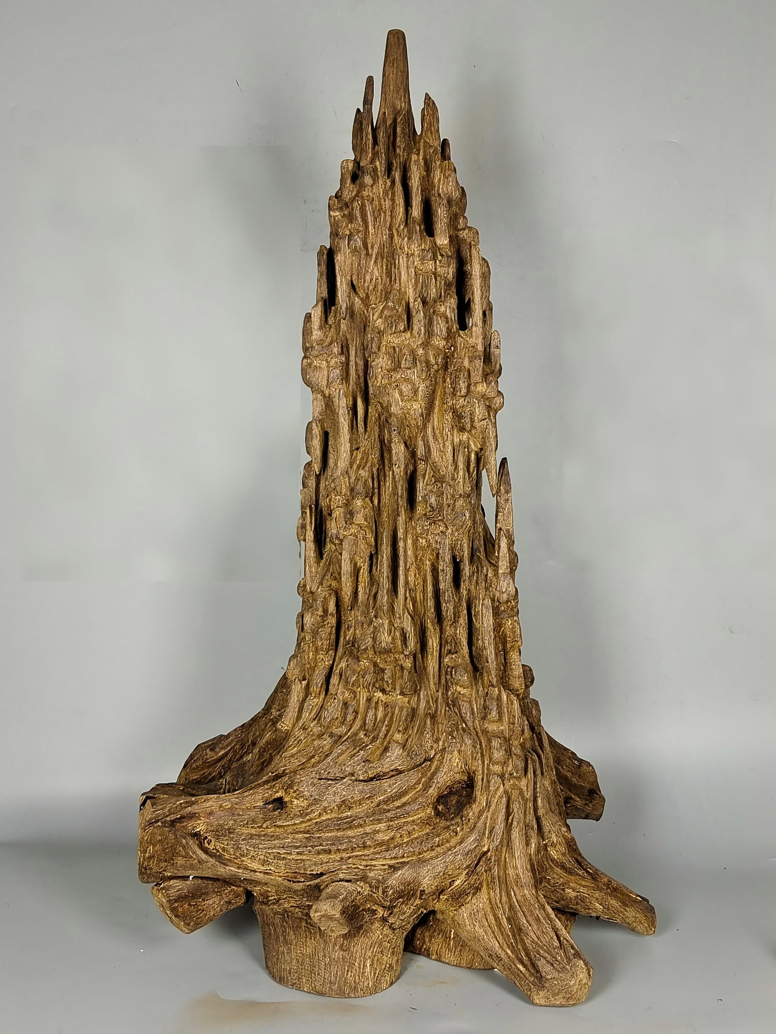 Agarwood Mountain Ornament (1 of 9)