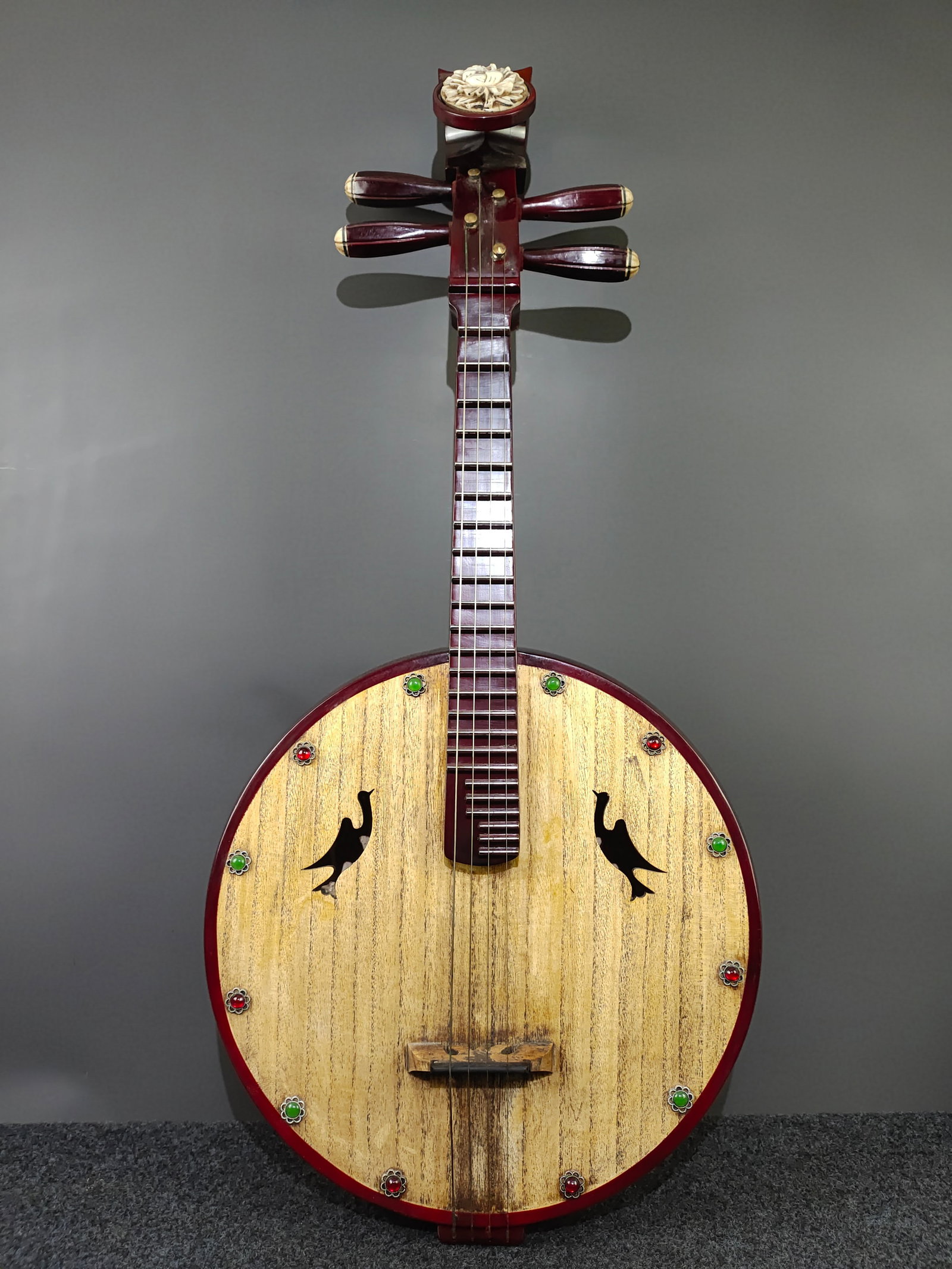 A rare old paulownia wood ruan (1 of 9)