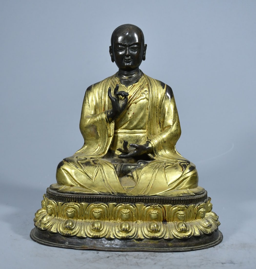 The bronze Ksitigarbha Bodhisattva statue for home worship has a thick body, elegant color, and is (1 of 9)