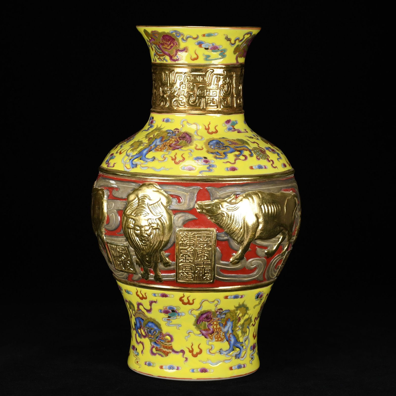 Yongzheng Imperial Famille Rose Gilt Vase with Lions Playing with Embroidered Balls and Five Oxen (1 of 9)
