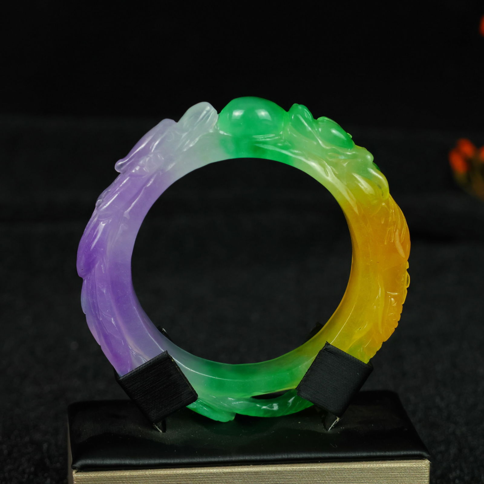 Perfectly crafted high-grade ice crystal jadeite bangle with exquisite carving. (1 of 9)