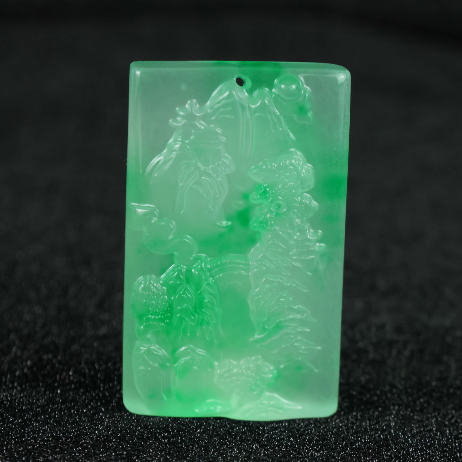 Perfectly crafted high-quality ice-crystal carving [Landscape Plaque]: This exquisitely carved landscape plaque is made of high-grade icy jadeite. The base is pure, rich, clean, and translucent with a strong fluorescent effect and excellent rigidity. It is a true icy, tr