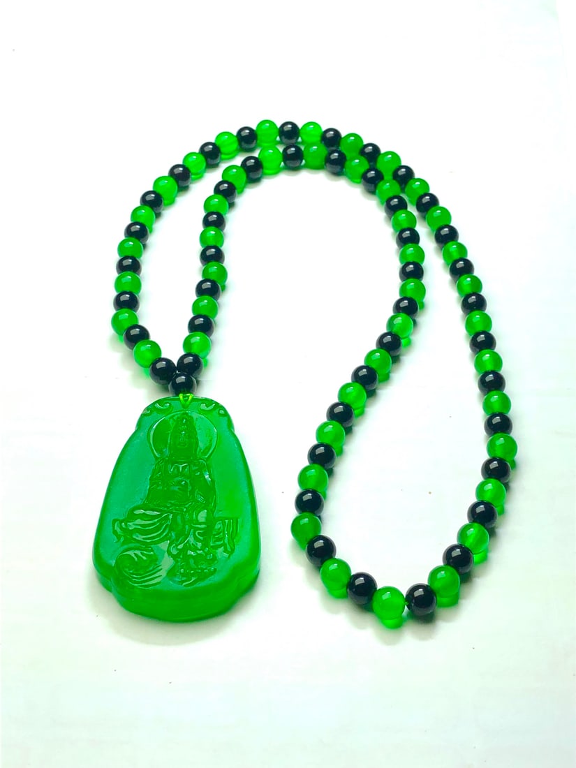 Imperial Green High-Ice Jadeite Frosted Guanyin Bodhisattva Pendant Necklace: Imperial Green High-Ice Jadeite Frosted Guanyin Bodhisattva Pendant Necklace: Made from superior material, icy and translucent, full green, beautiful color, oily luster, and complete patina, in excell