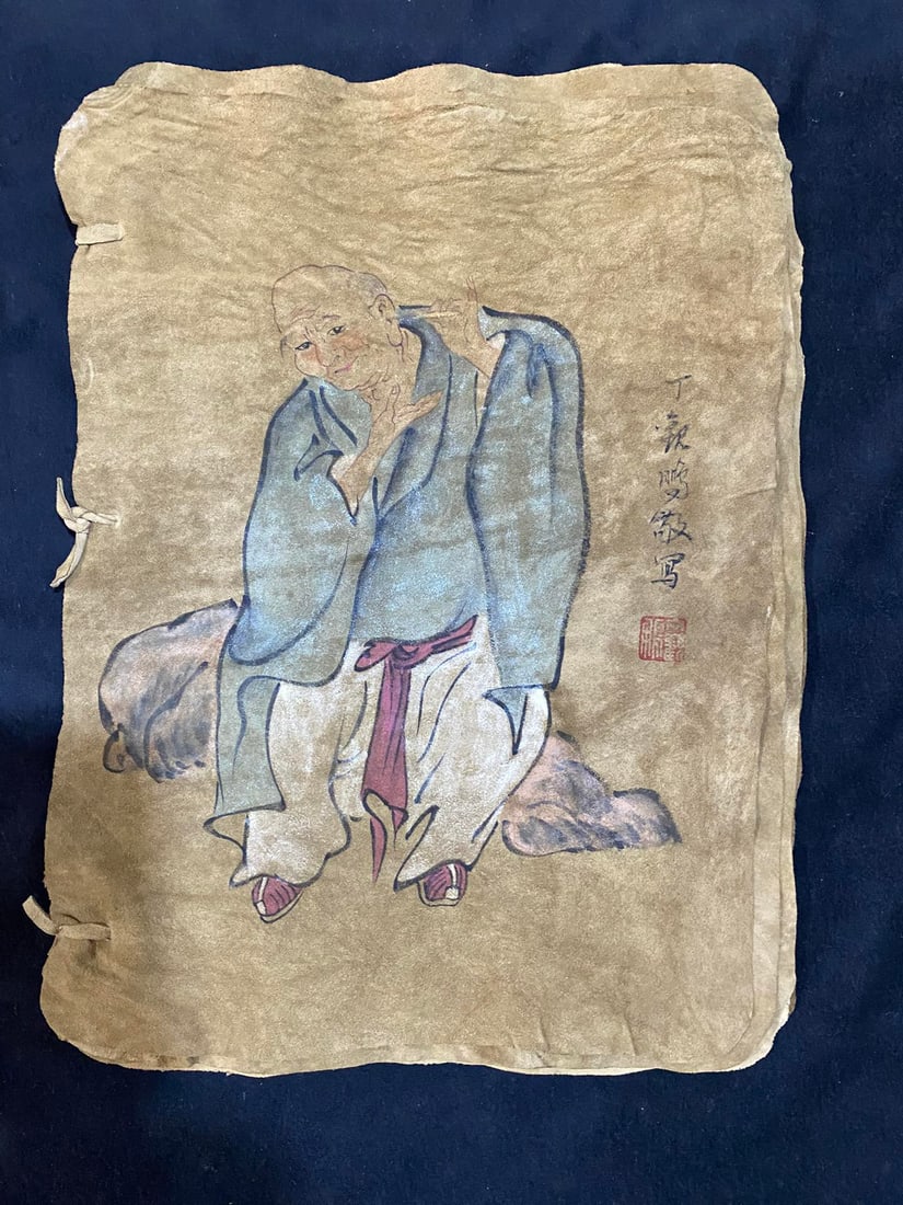 Fine sheepskin paintings: Exquisite sheepskin paintings, purely hand-painted, actual product photos. One book contains 10 sheets. Material: sheepskin. Dimensions: approximately 42cm x 32cm (length x width). Provenance:Private